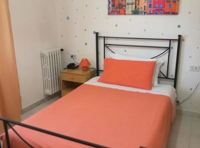 فندق Stella تول