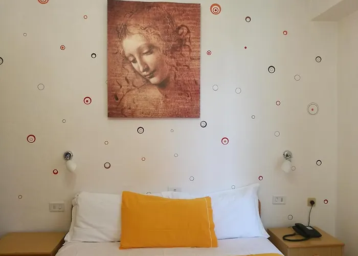 阿尔伯格斯特拉酒店 3* 托莱